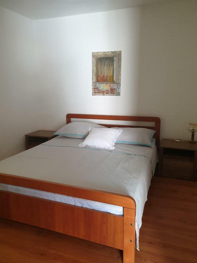 Hotel Lemon Tree Donji Seget Exteriér fotografie